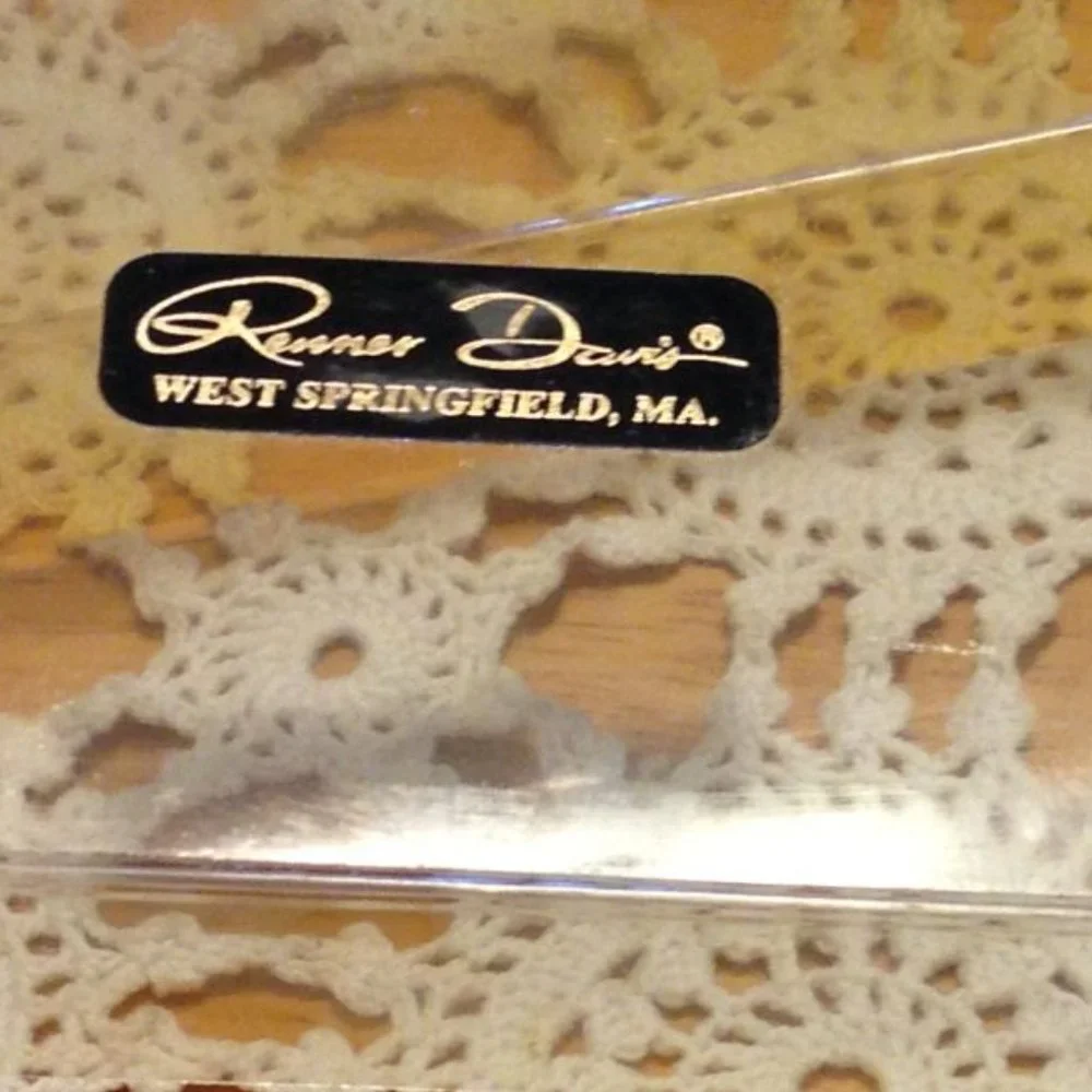 Vintage Hummel wall plaque, from ars and Renner Davis